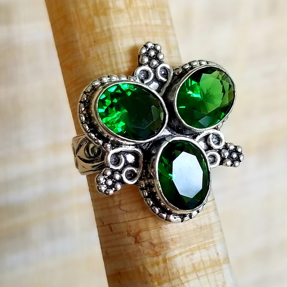 Diopside & Sterling Silver Boho Ring